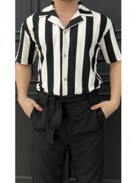 Siyah Beyaz Çizgili Kısa Kollu Yumuşak Kumaş Gömlek